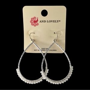 AND LOVELY Silver Hammered Teardrop Earrings w/ Faux Pearl Accents - Boho Chic